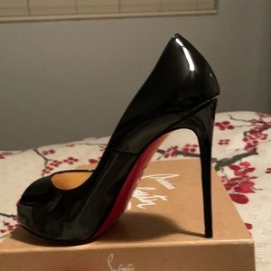 Christian Louboutin New Very Prive 120 Patent